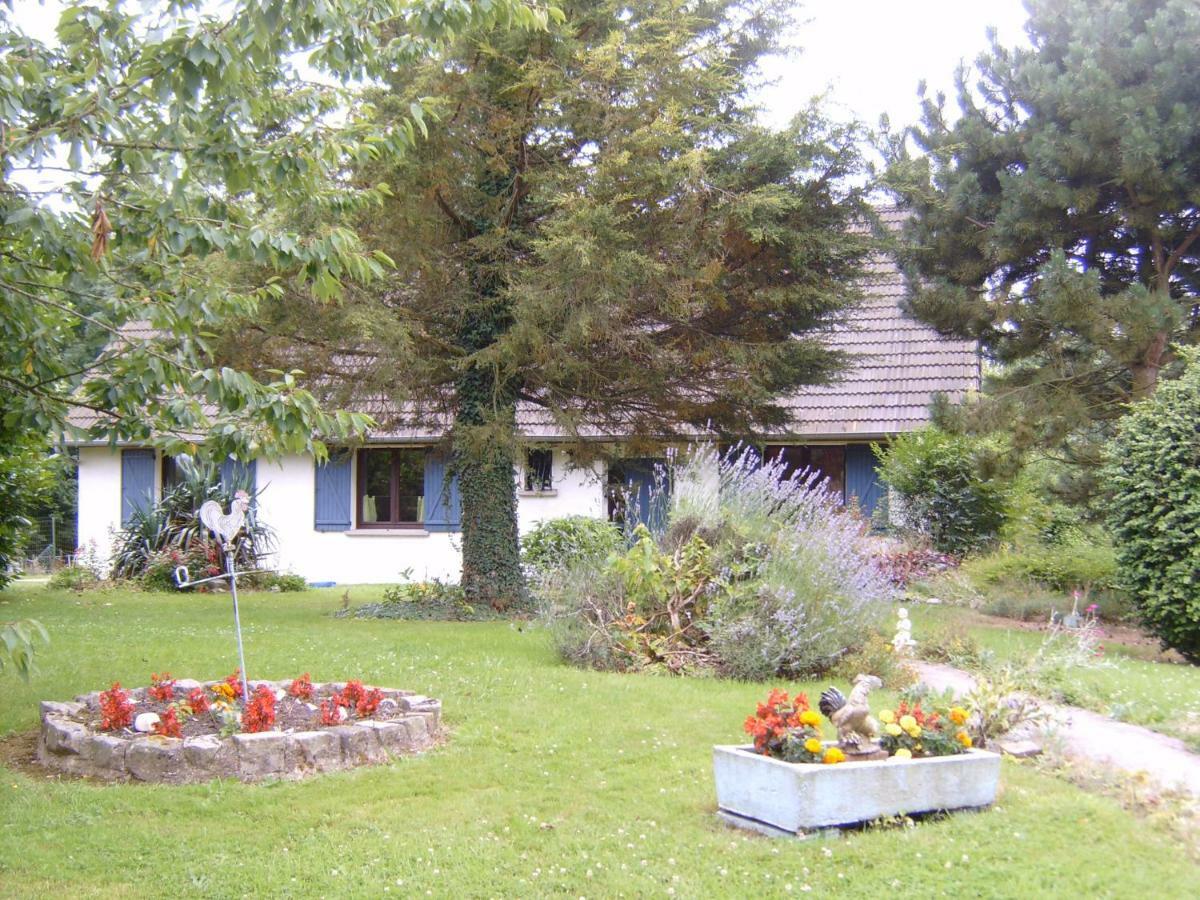 Chambre Campagnarde Du Gres Rouge De Beauval Eksteriør bilde